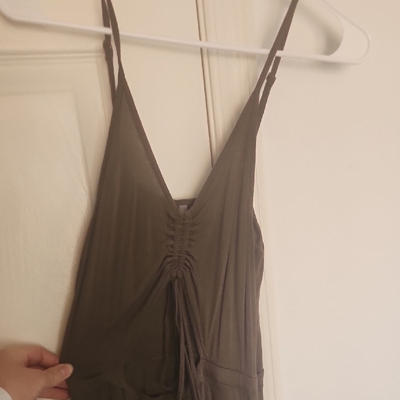 Chelsea 21 Olive Green Spaghetti Strap Midi Dreas - Picture 2 of 7